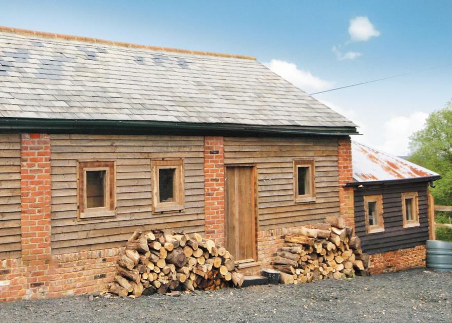 Saffron Cottage - E5300