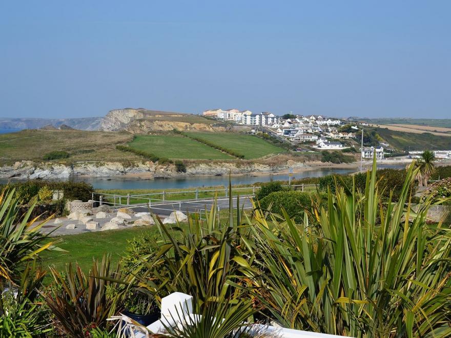 Tamarisk House