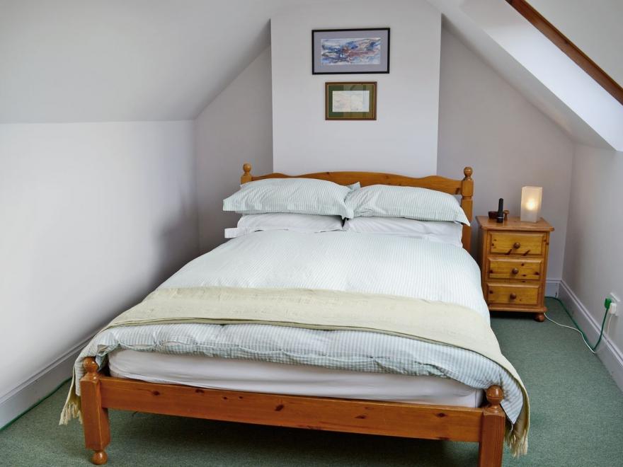 Haven Cottage - E4342