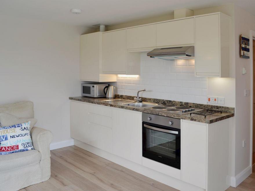 Swallow Cottage - UKC305