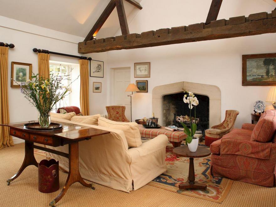 Weir House - UKC1149