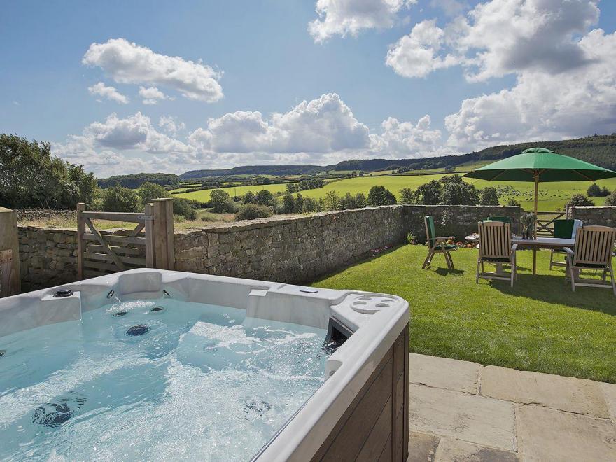 Thirley Cotes Farmhouse