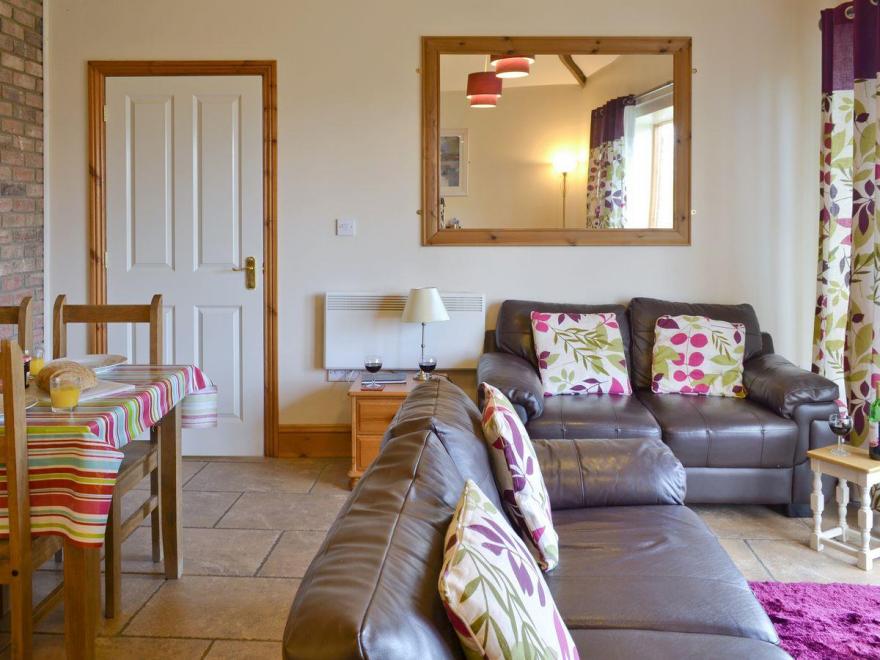 Hampshire Cottage - 23051