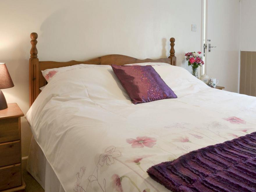 Ash Cottage - W42395