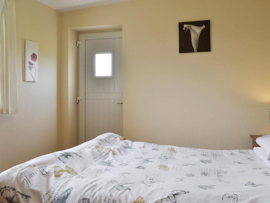 Snowdrop Cottage - W43121