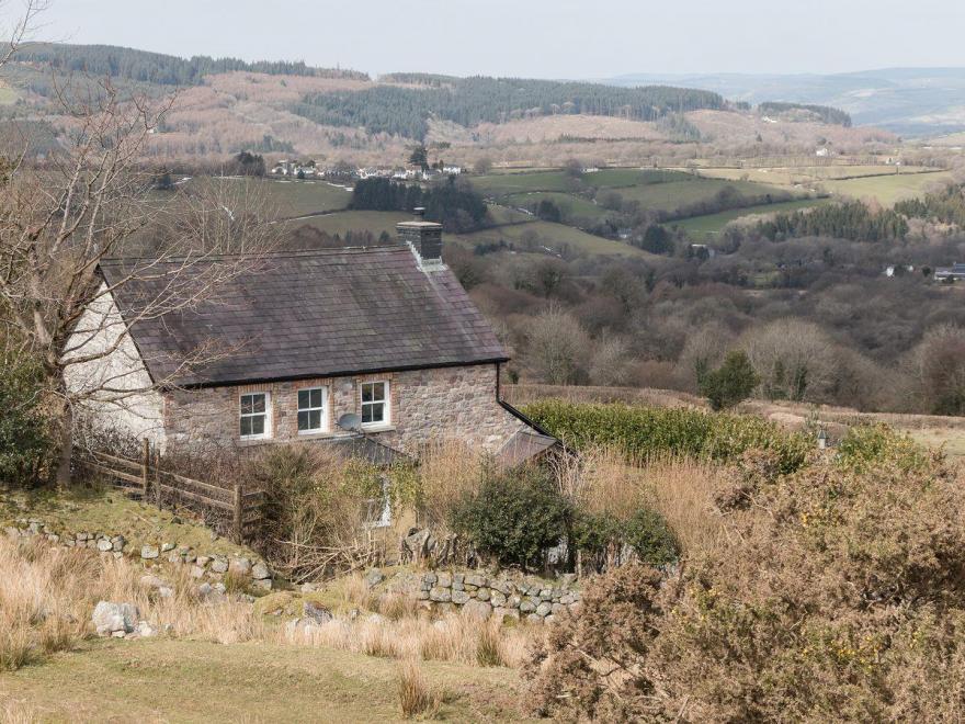 Rhiwddu Farmhouse - UKC3003