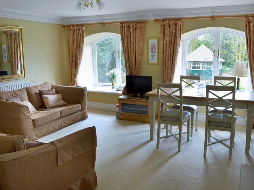 Meadowcroft Apartment 12