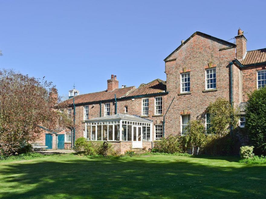 The Courthouse Maunby Hall