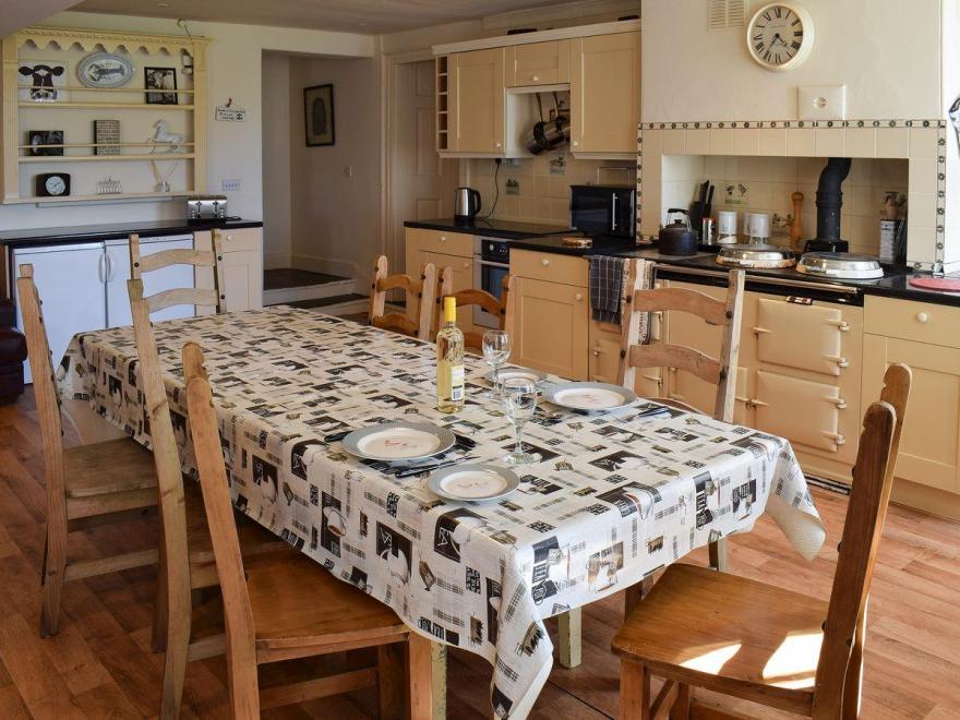 The Courthouse Maunby Hall