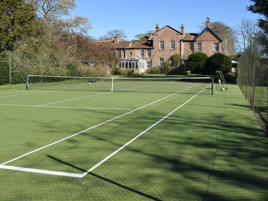 The Courthouse Maunby Hall