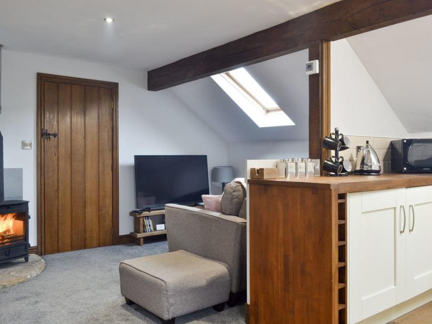 Field Farm Apartment