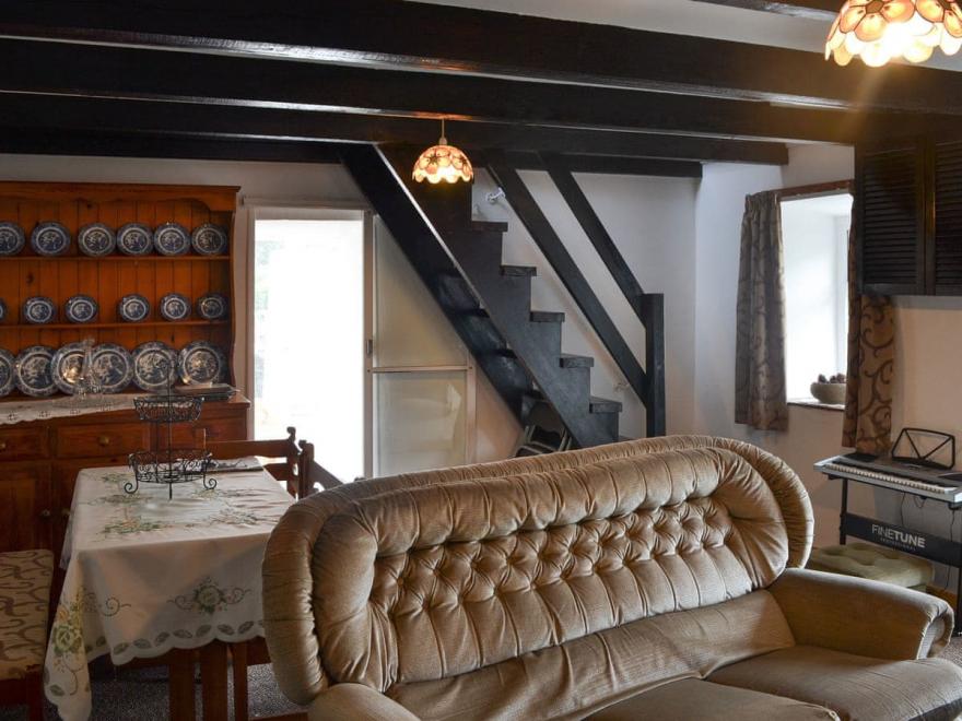 Ty Newydd Green cottage