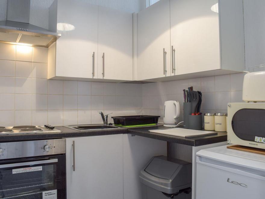 Cleredon House Apartments