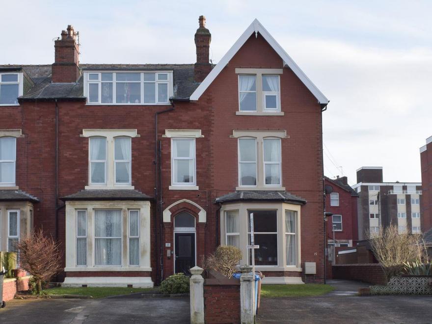 Cleredon House Apartments