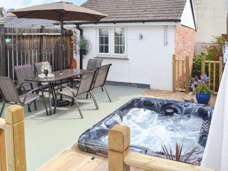 Harbour Hideaway circa 1750