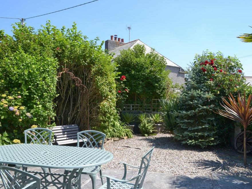 2 Churchtown Cottages