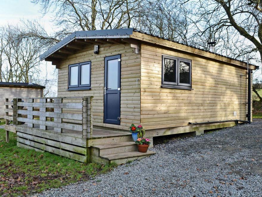 Kestrel Cabin - UK1246