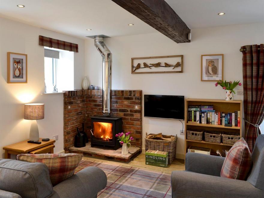 Farmhouse Cottage - UK1285