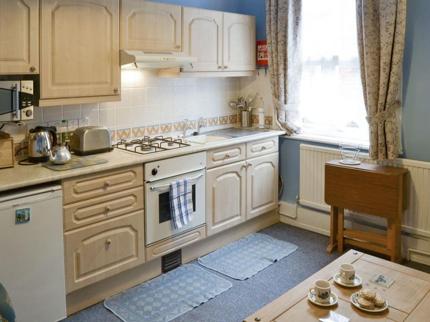 Apt 3 Salhouse - UKC2714