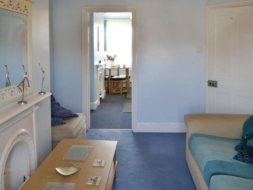 Apt 5 Hickling - UKC2716