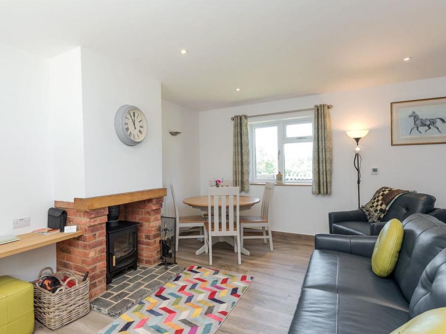 Stable Cottage - UKC2761