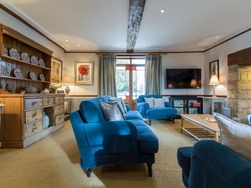 Atherstone Farmhouse - UKC2777