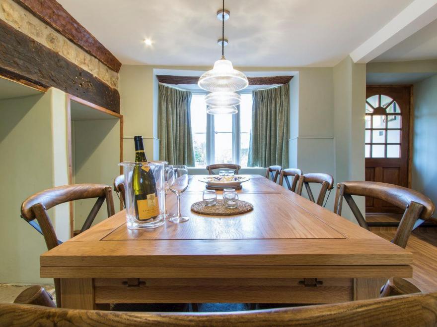 Atherstone Farmhouse - UKC2777