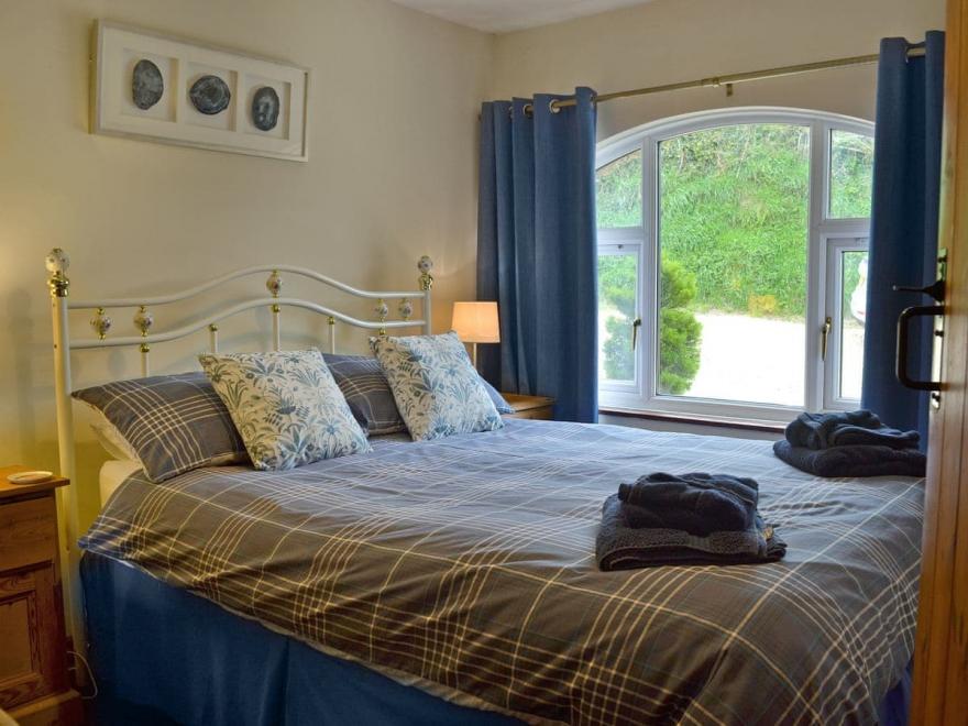 Drewstone Arches - UKC2965