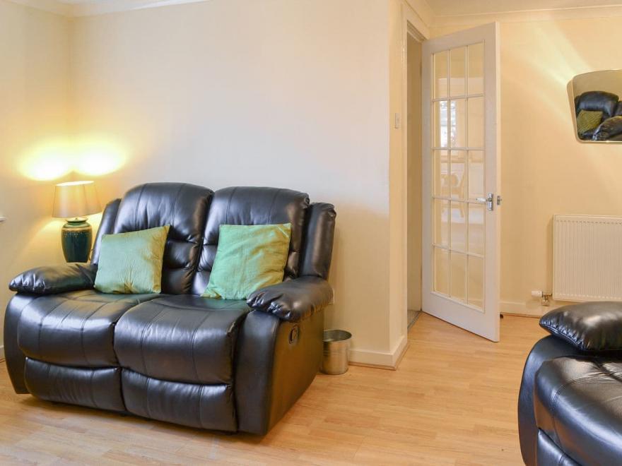 Sylvan Cottage - UK5675