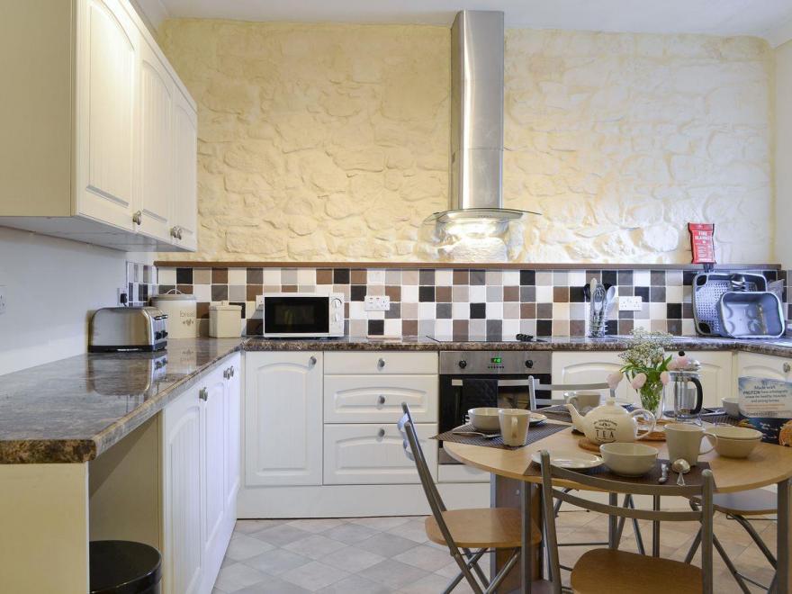 Cedar Lodge - UK5677