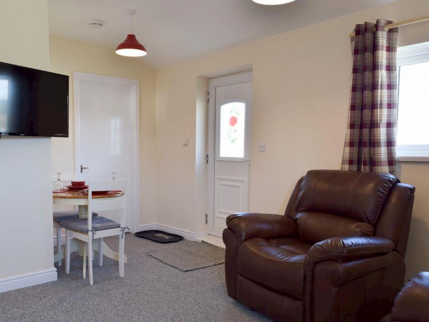 Rose Cottage - UK6573