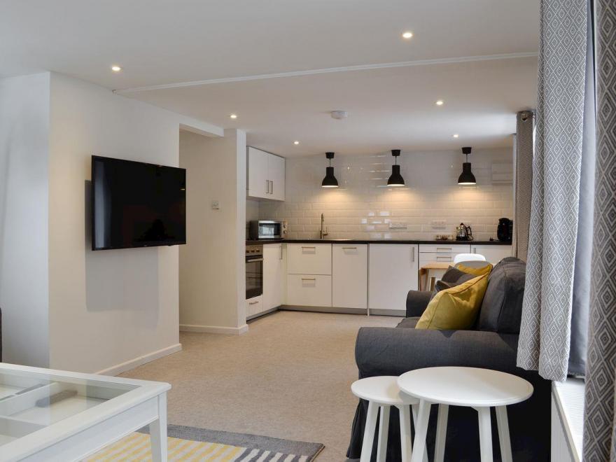 Forest Cottage - UKC3032