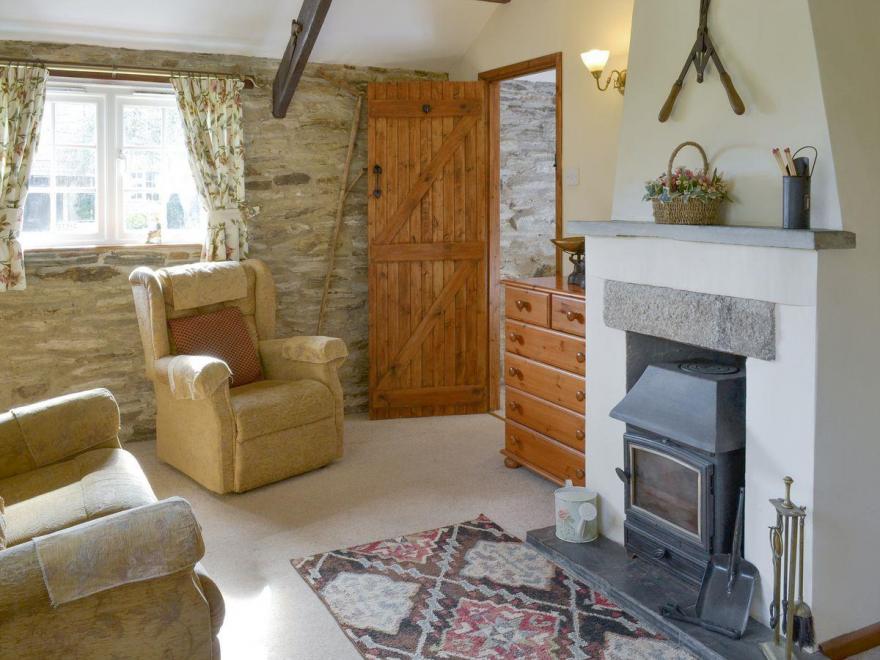 Gardeners Cottage - UKC3129