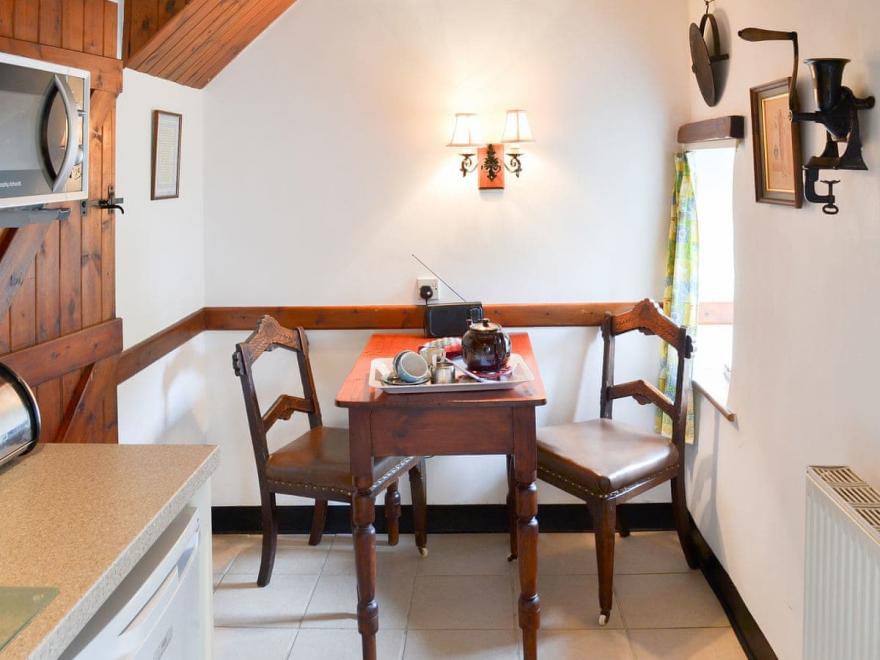 Housekeepers Cottage - UKC3131