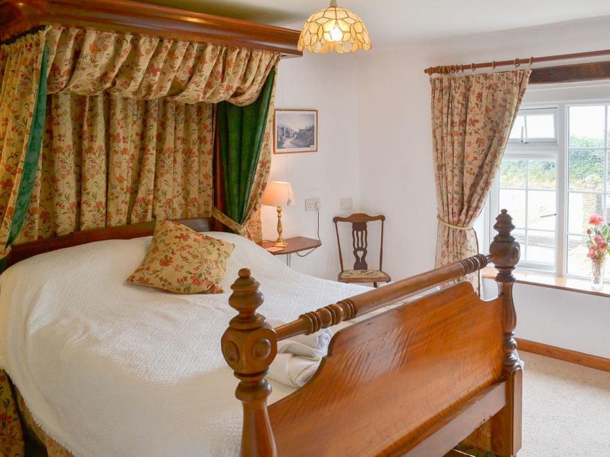 Housekeepers Cottage - UKC3131