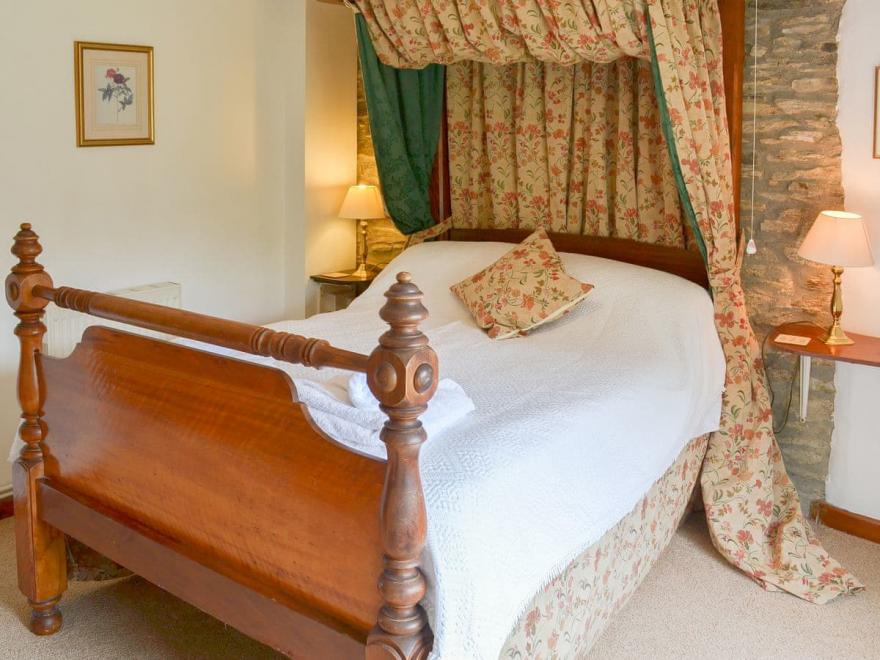 Housekeepers Cottage - UKC3131