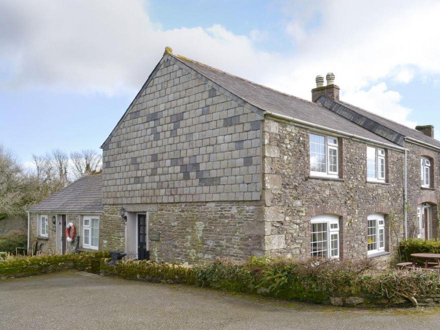 Blacksmith Cottage - UKC3139