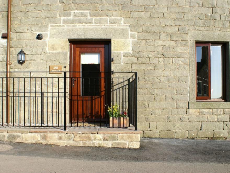 Ash Cottage - UK1274