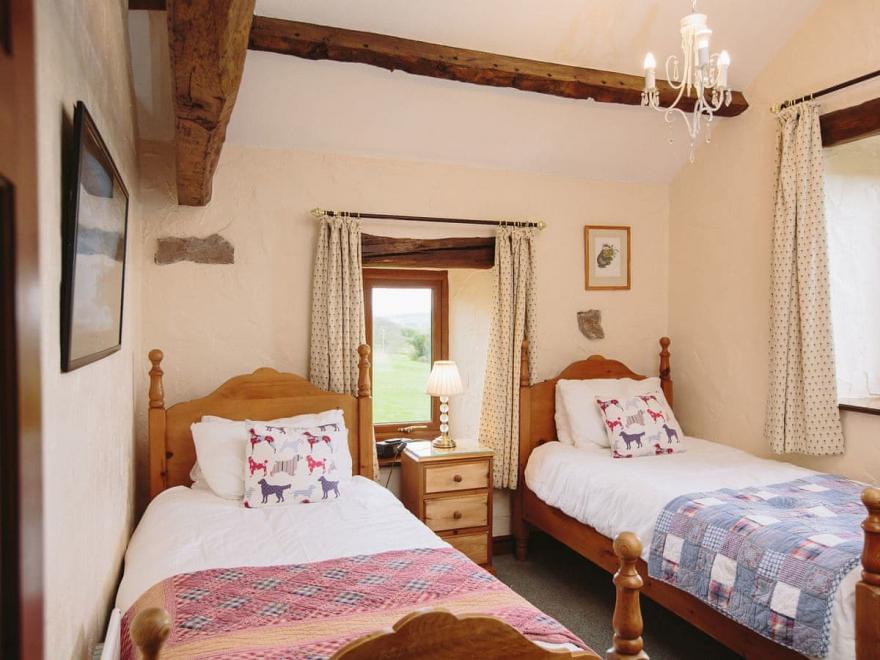 Garth Cottage - UK1275