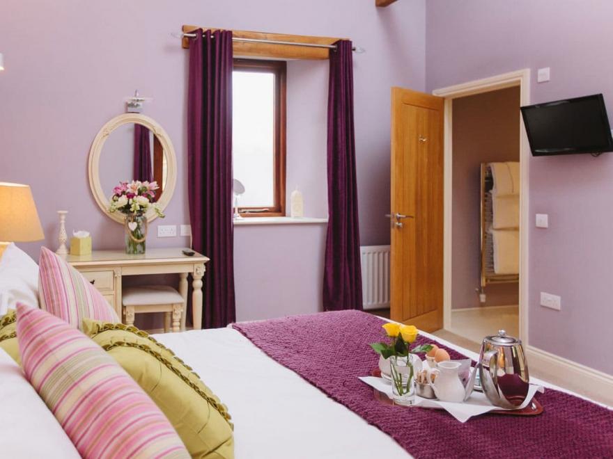 Watson Cottage - UK1283