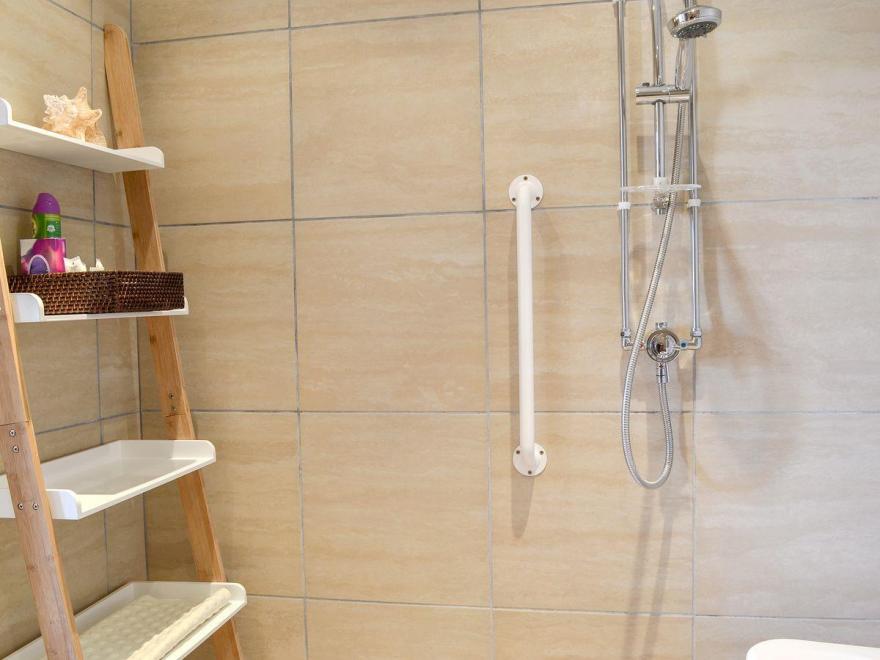 Buzzards Nest - UKC3223