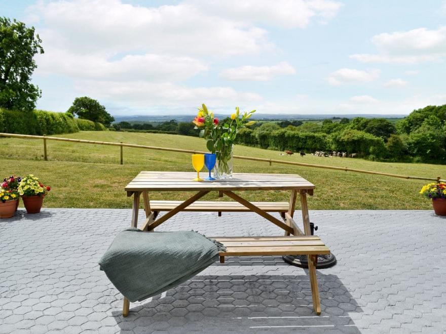 The Old Shippon Tillislow - UKC3269