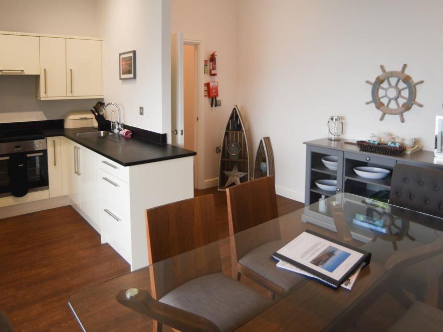 Steward's Suite -UKC3248