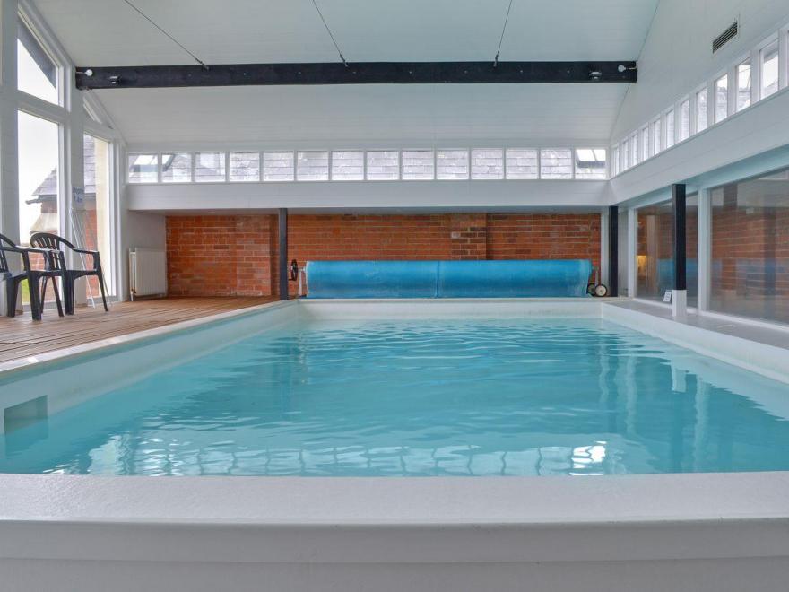 The Burrow - UKC3287