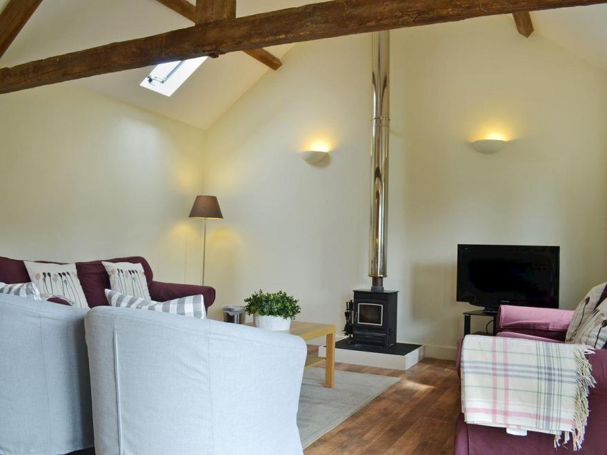 The Burrow - UKC3287