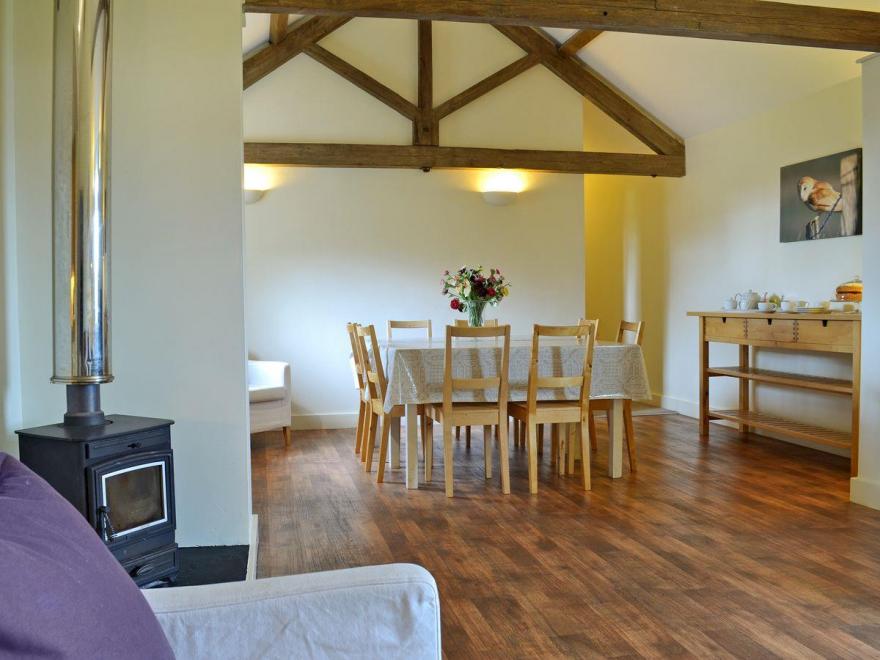 The Warren - UKC3289