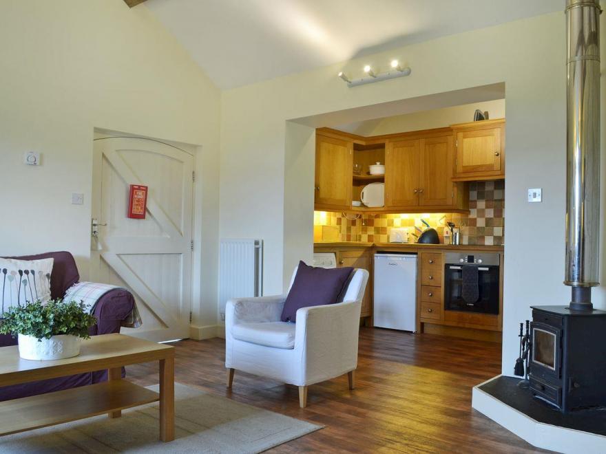 The Warren - UKC3289