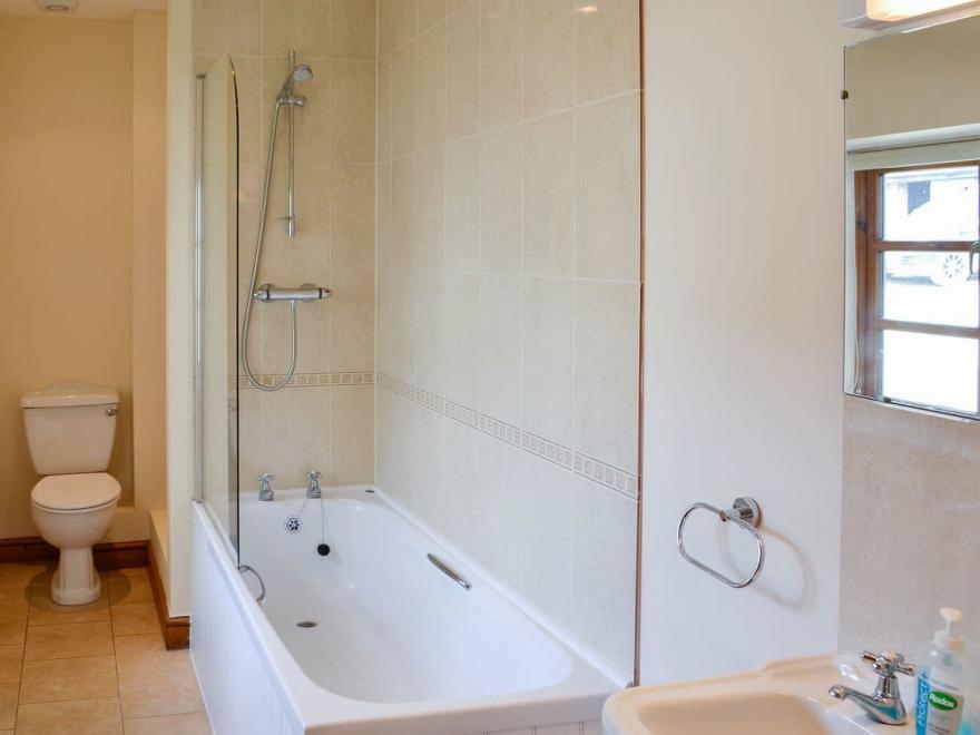 Meadow View - UKC3377