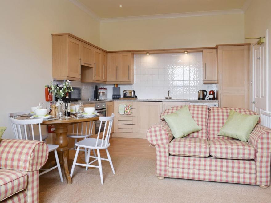 The Rob Roy Apartment - UK5808