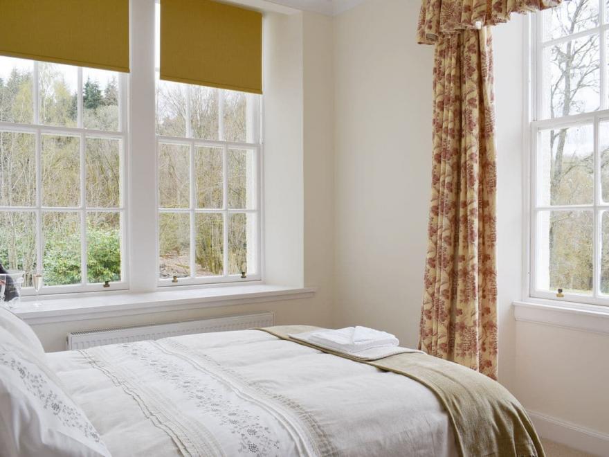 The Rob Roy Apartment - UK5808